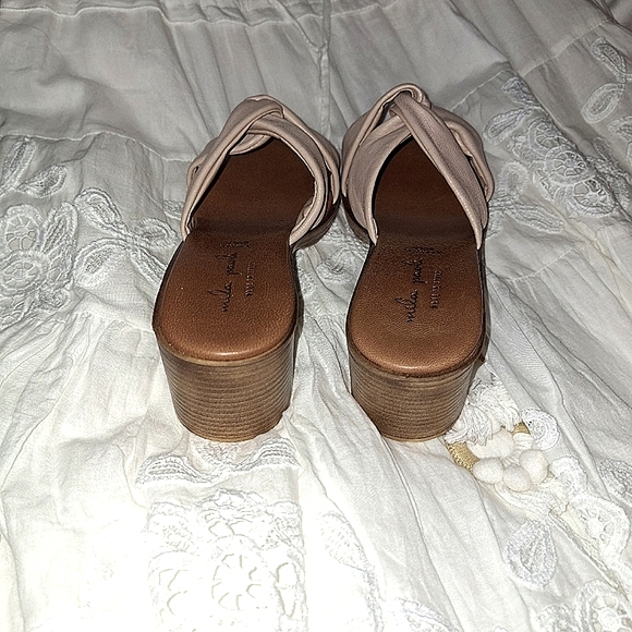 Mila Paoli made in Italy genuine leather slide sandals pale pink size 8 - Picture 4 of 5